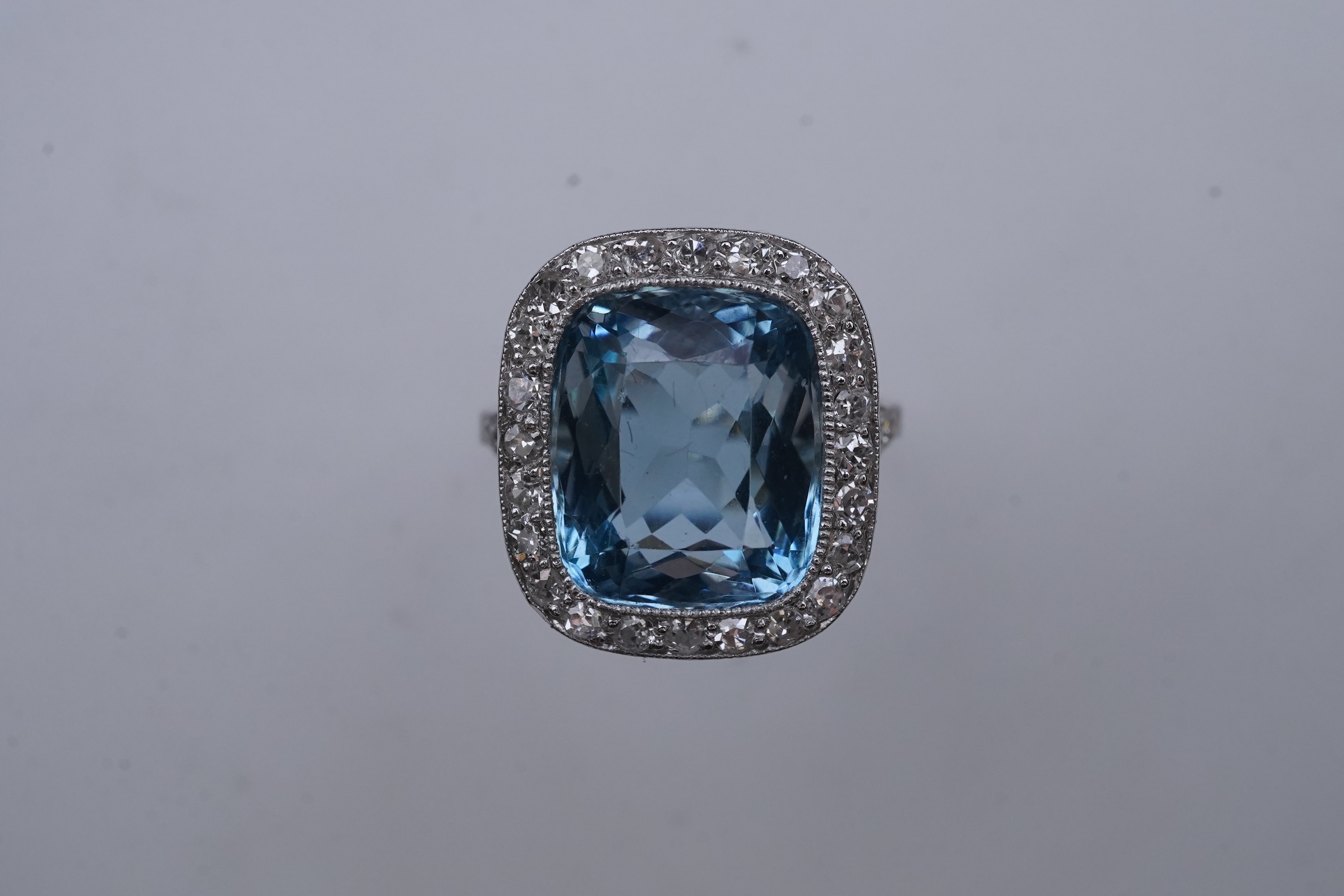 An attractive aquamarine and diamond ring